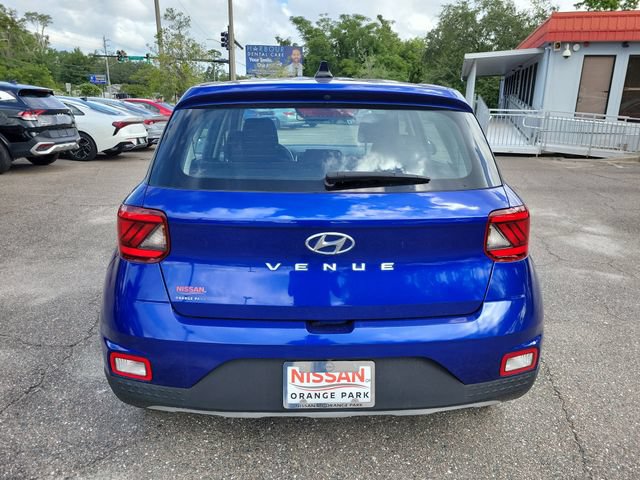 Used 2020 Hyundai Venue SE FWD image 8