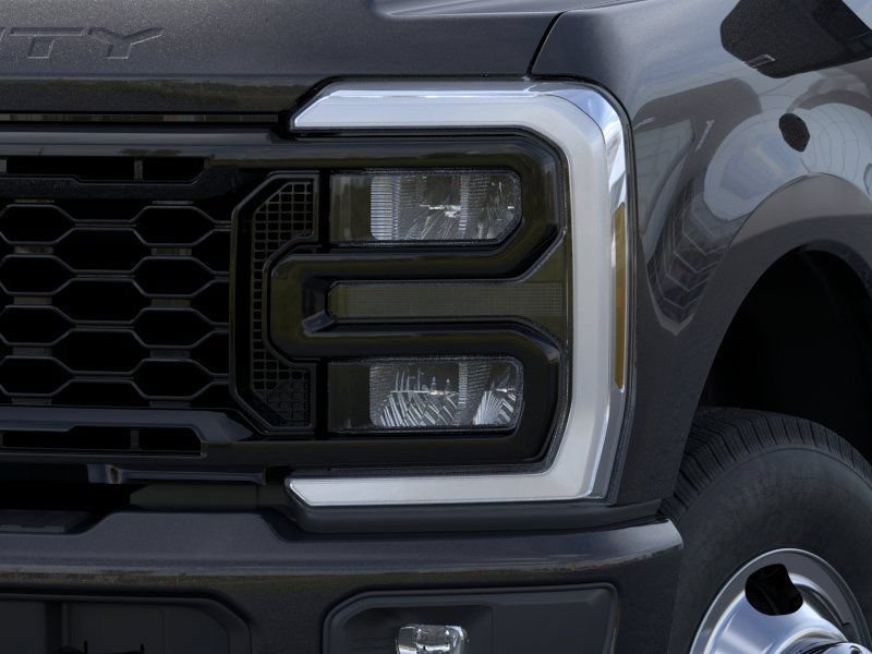 New 2026 Ford F350 XL w/ STX Appearance Package AWD/4WD image 18