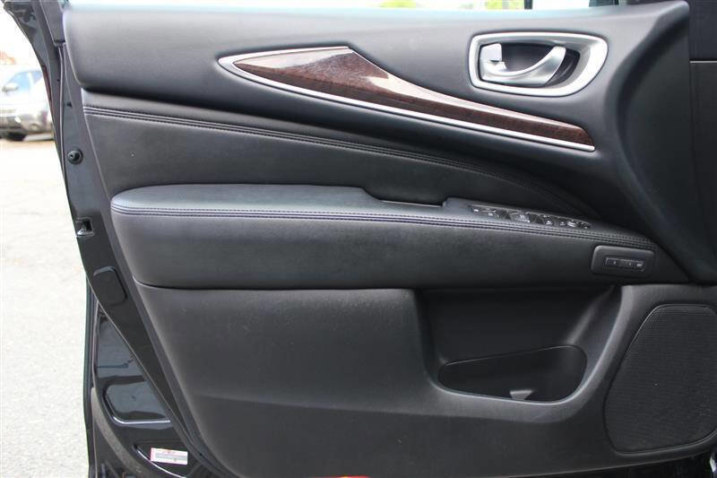 Used 2014 INFINITI QX60 AWD w/ Deluxe Touring Package image 12