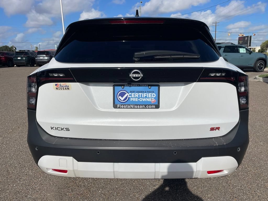 Certified 2026 Nissan Kicks SR FWD image 6