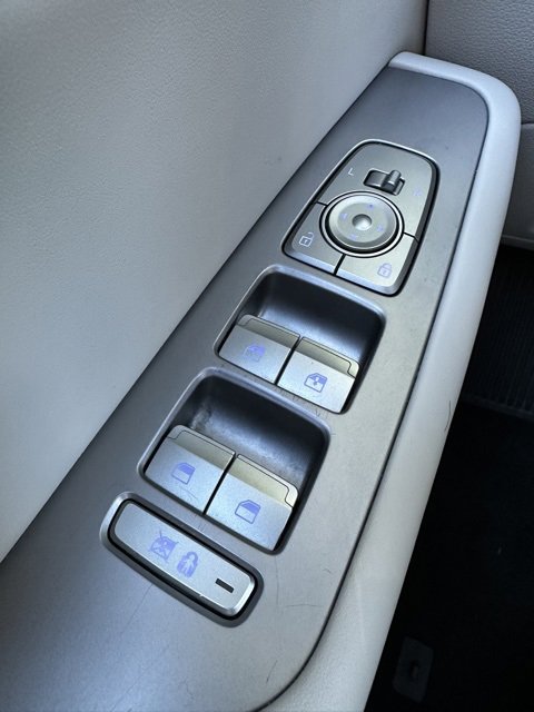 Used 2024 Hyundai Palisade Limited image 18