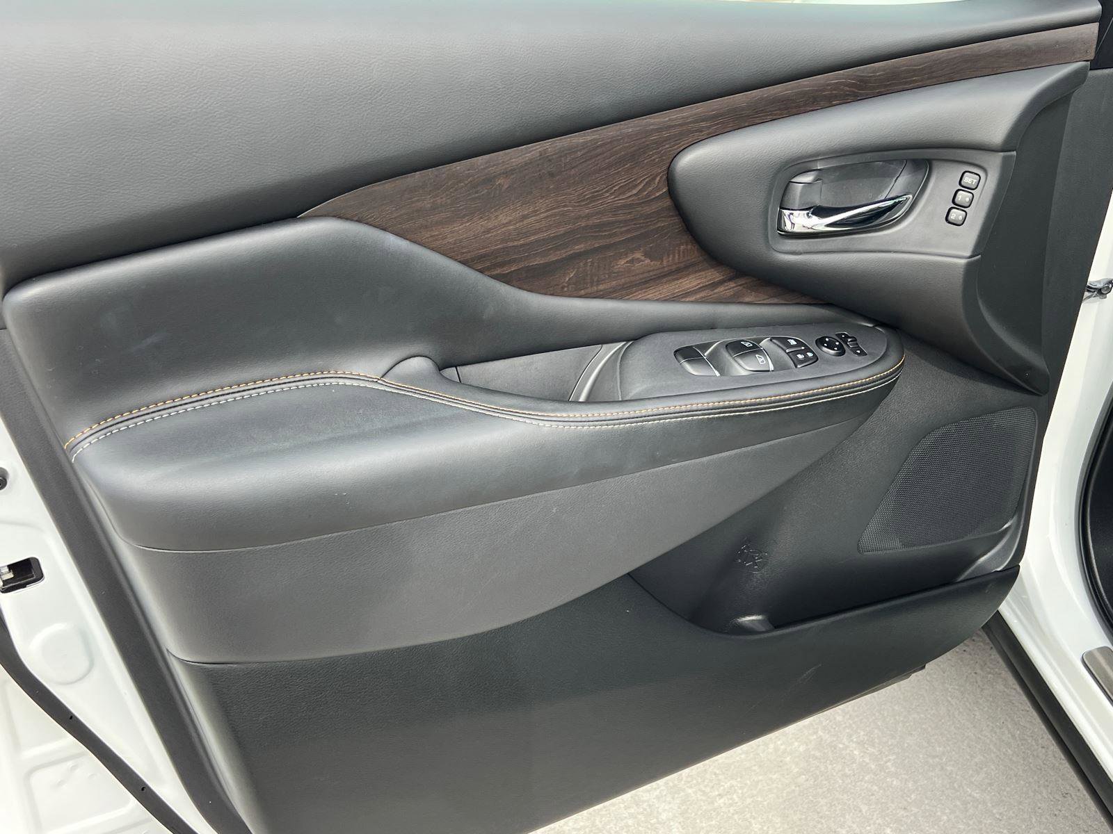 Used 2023 Nissan Murano Platinum w/ Cargo Package FWD image 10