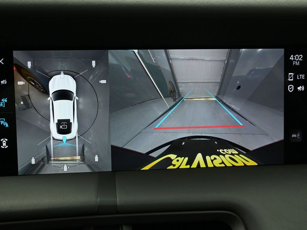 Used 2023 Porsche Taycan image 22