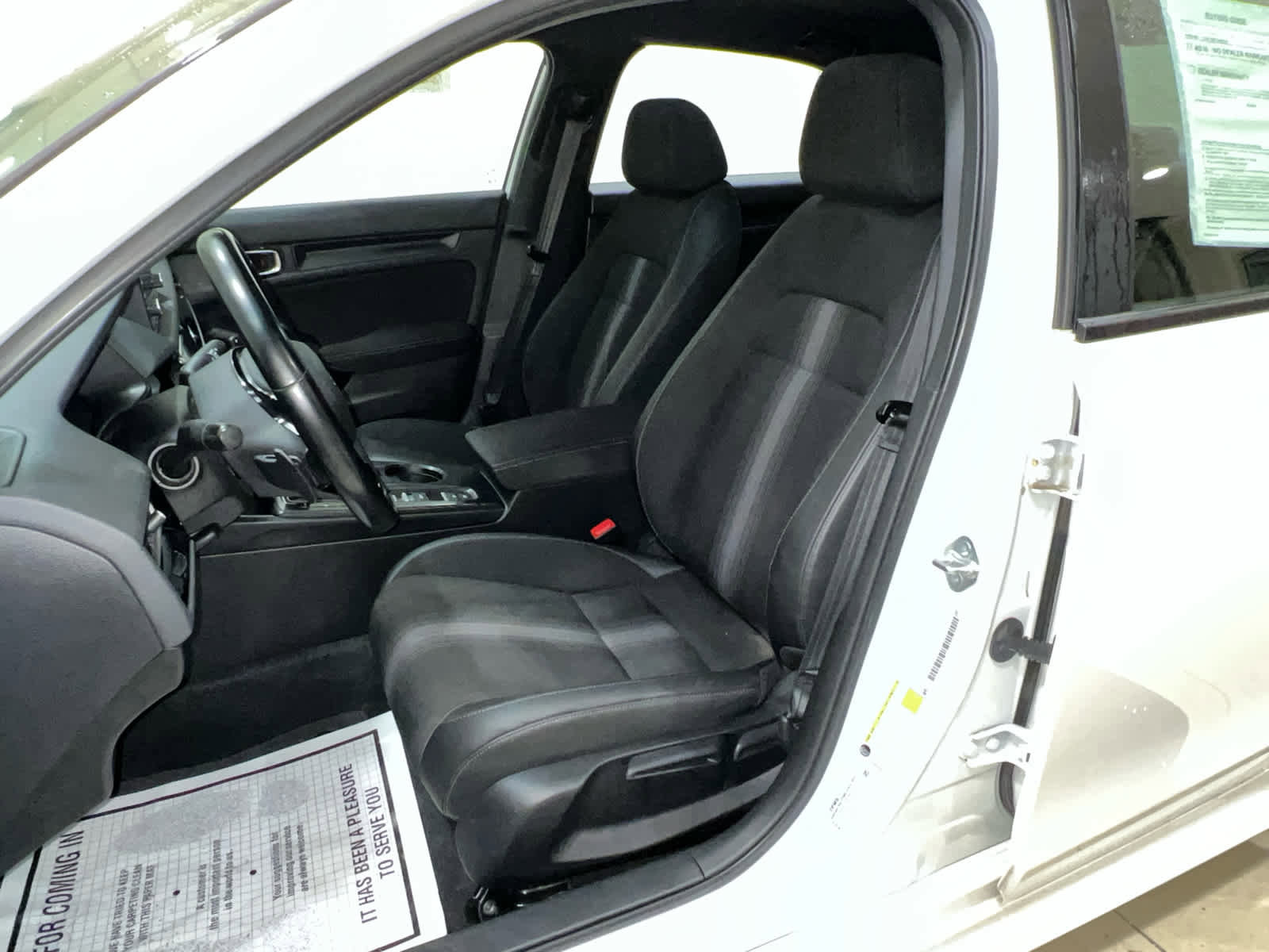 Used 2023 Honda Civic Sport image 17