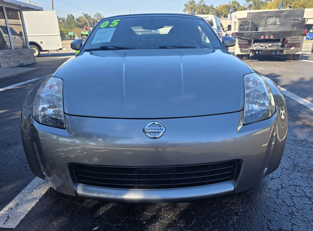 Used 2005 Nissan 350Z Touring image 9