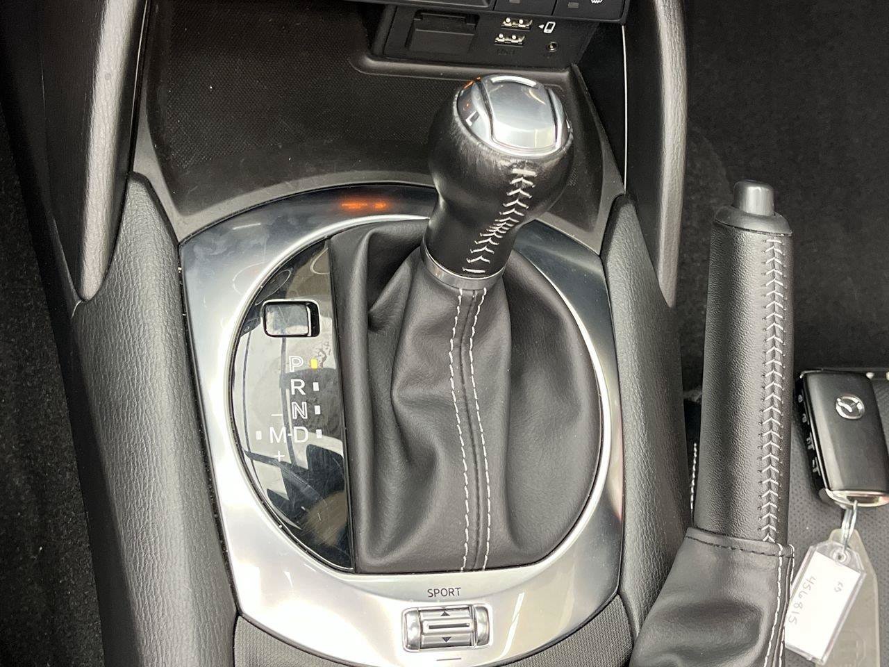 Used 2021 MAZDA MX-5 Miata RF Grand Touring RWD image 20