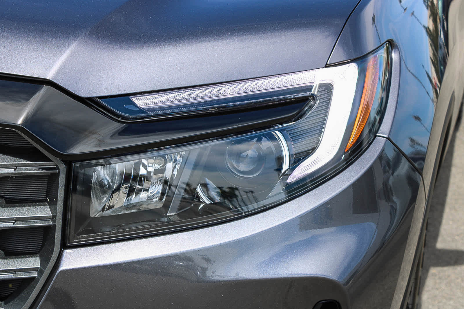 Used 2025 Honda Ridgeline TrailSport image 4