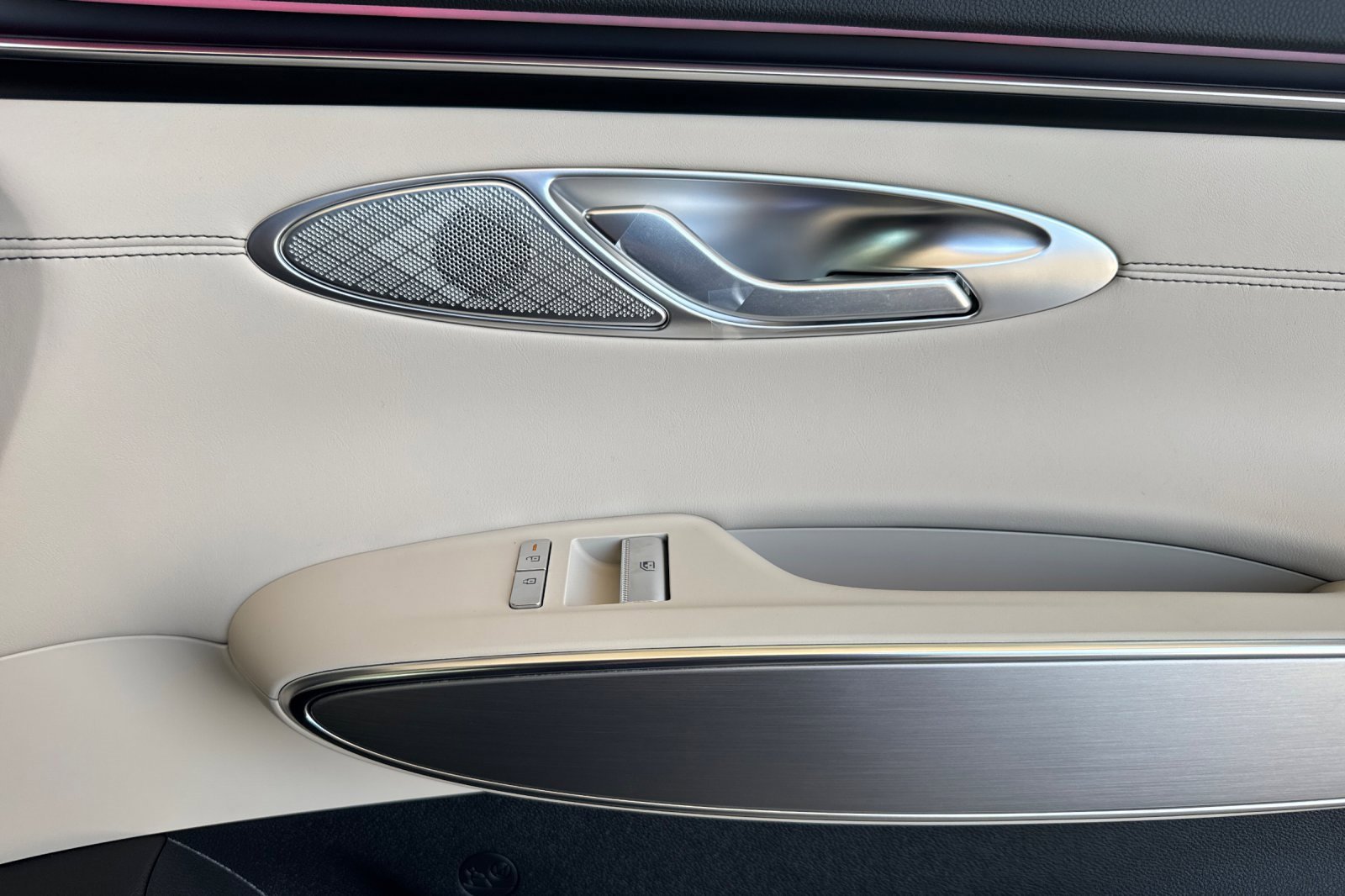 New 2026 Genesis GV70 2.5T Select image 19