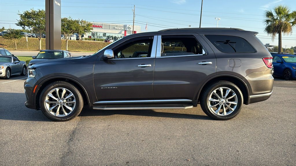 Used 2021 Dodge Durango Citadel w/ Premium Entertainment Group RWD image 4