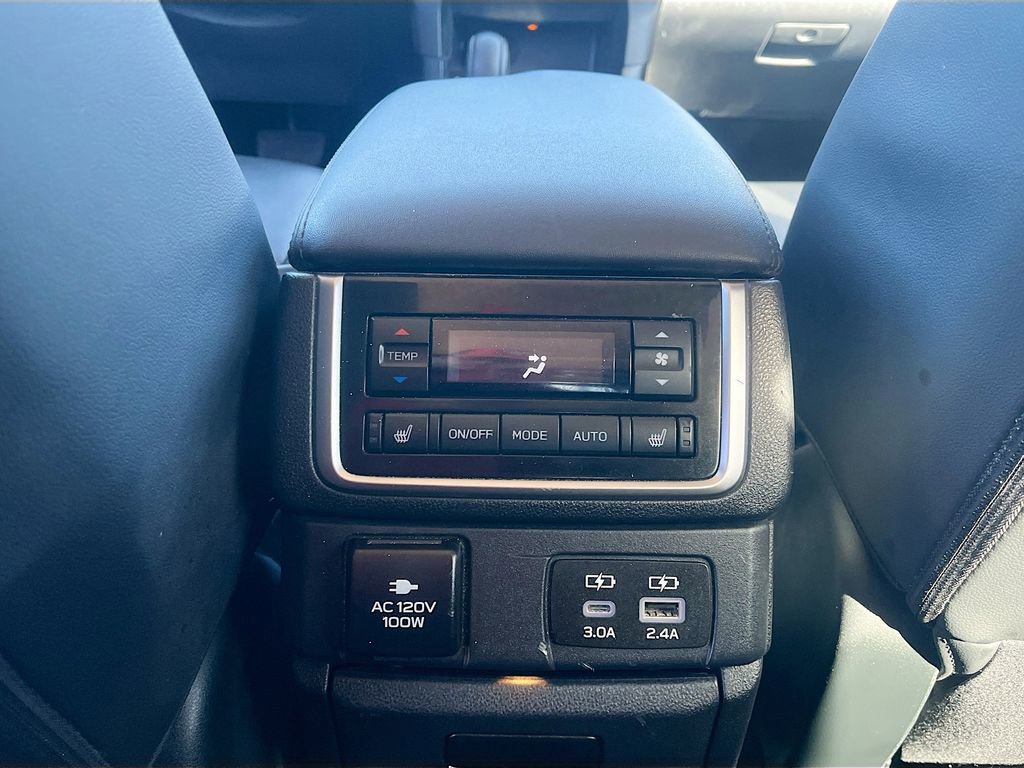 Used 2025 Subaru Ascent Bronze Edition image 27