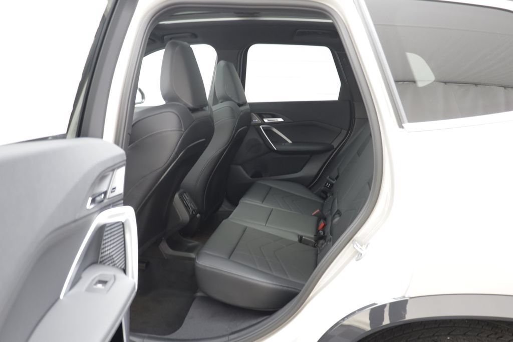 New 2026 BMW X1 xDrive28i w/ Convenience Package AWD/4WD image 14