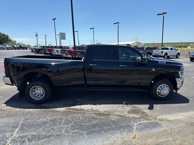New 2026 RAM 3500 Tradesman AWD/4WD image 6
