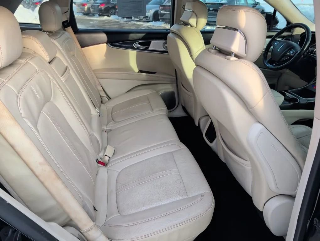 Used 2016 Lincoln MKX Black Label w/ Technology Package AWD/4WD image 26