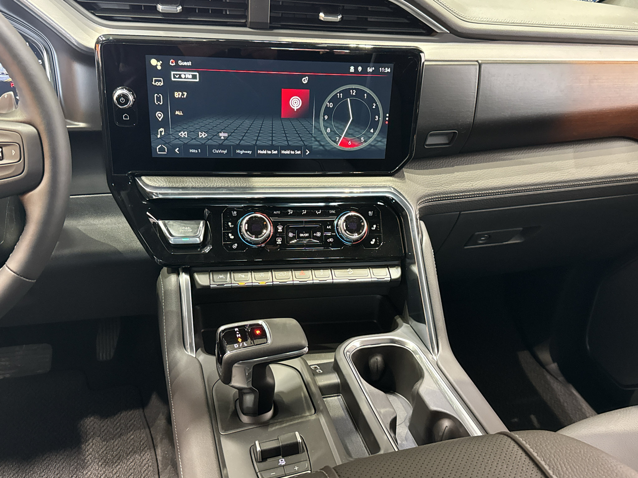New 2026 GMC Sierra 1500 Denali w/ Technology Package AWD/4WD image 32