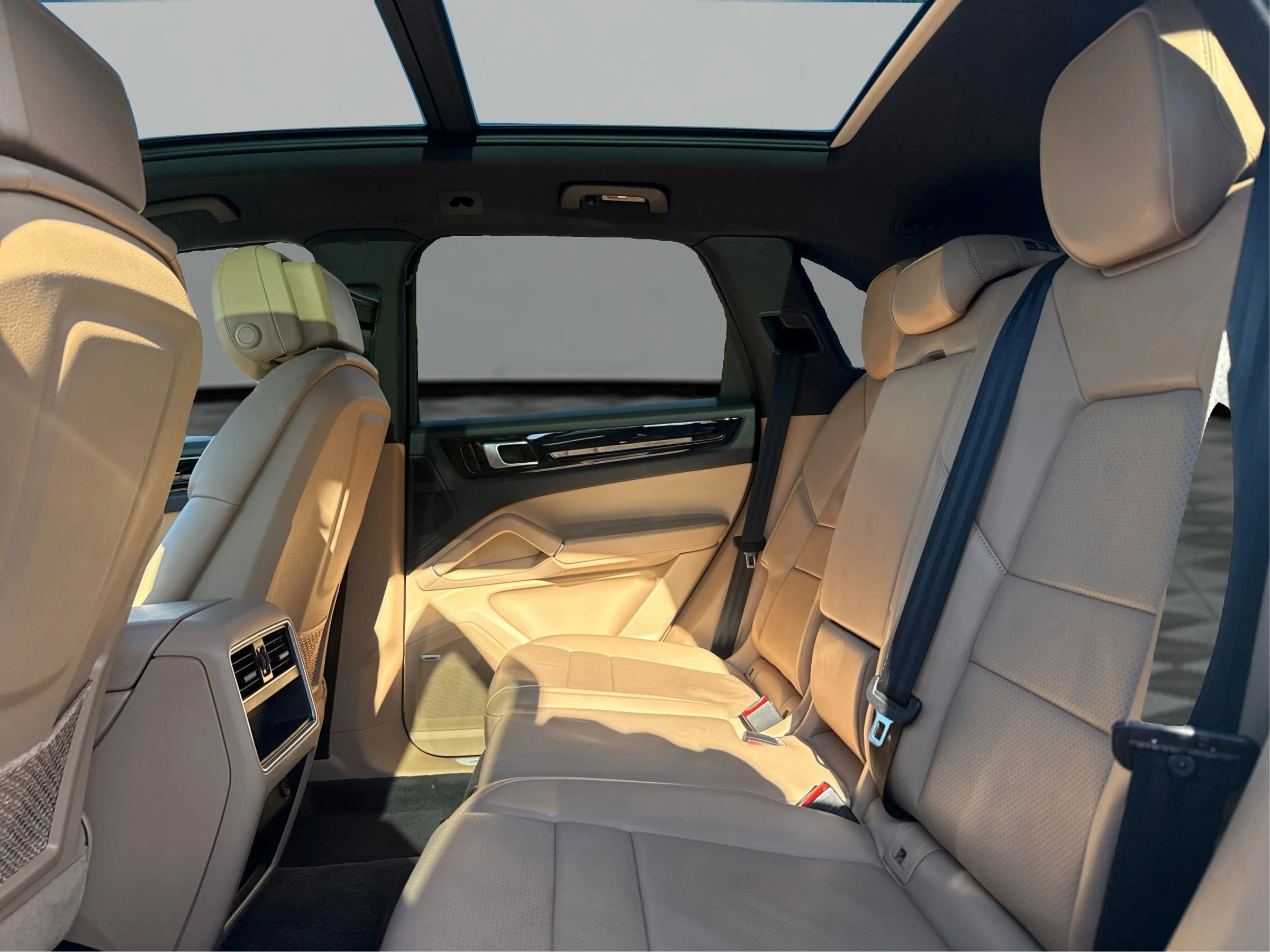 Used 2019 Porsche Cayenne image 10