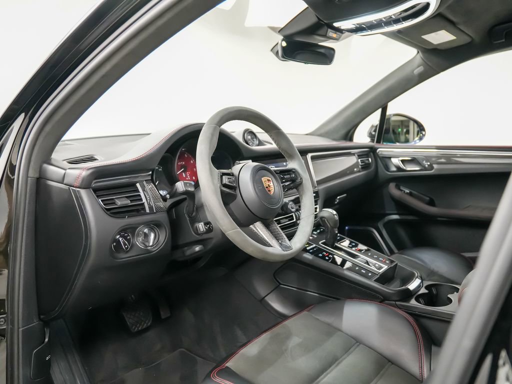 Used 2022 Porsche Macan GTS image 4