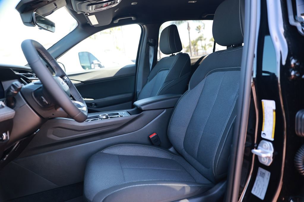 New 2026 Jeep Cherokee Laredo AWD/4WD image 14