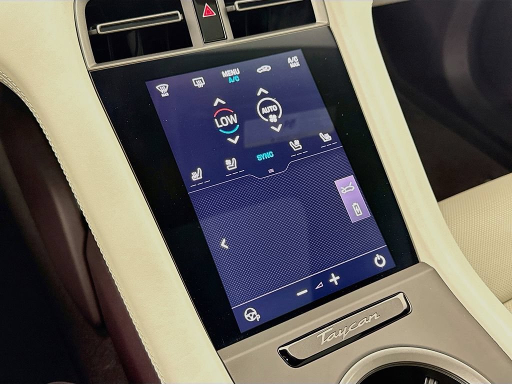 Certified 2025 Porsche Taycan 4S AWD/4WD image 21