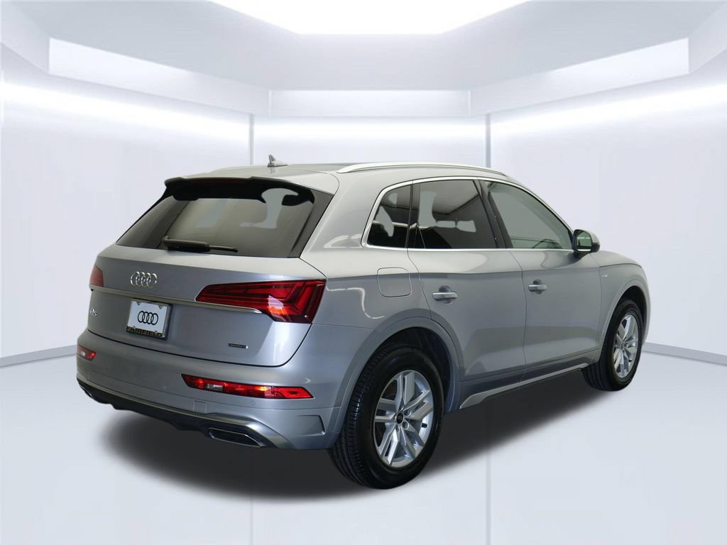 Certified 2023 Audi Q5 2.0T Premium w/ Convenience Package AWD/4WD image 8