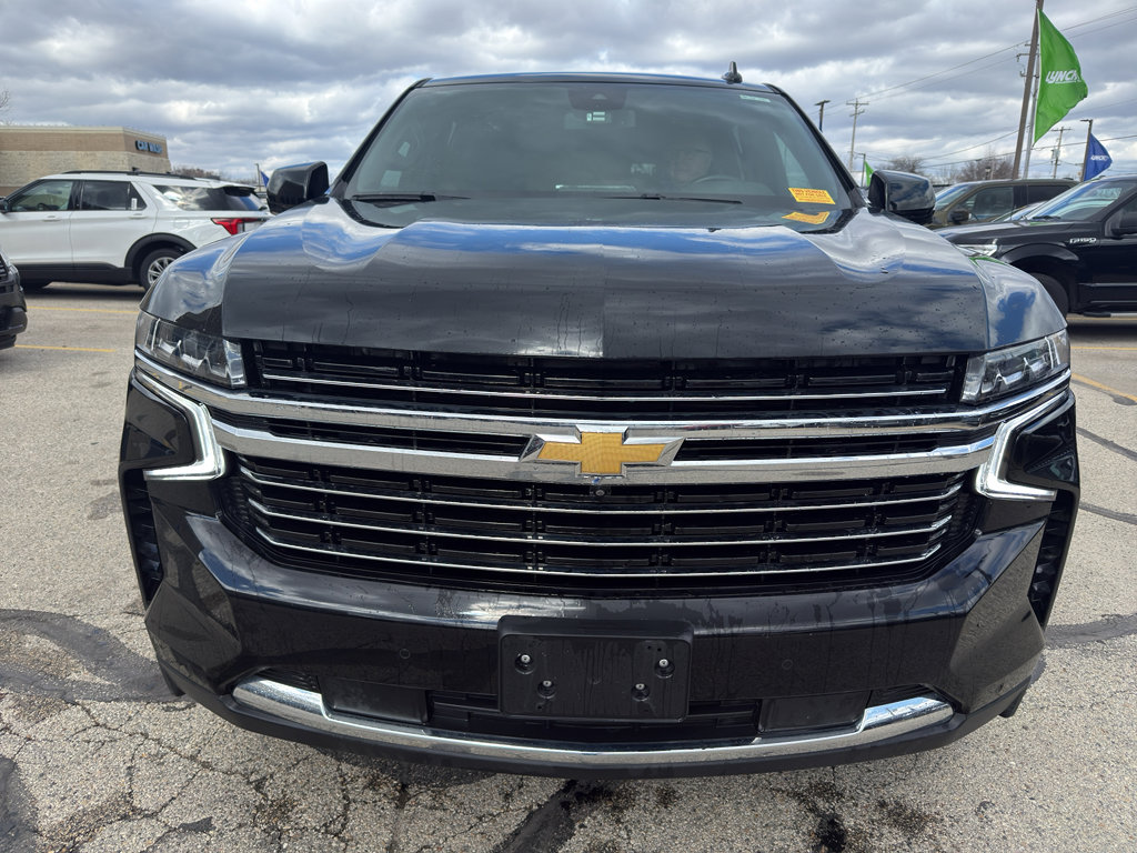 Used 2023 Chevrolet Tahoe LT w/ Luxury Package image 2