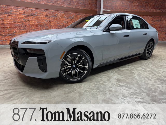 New 2026 BMW 760i xDrive