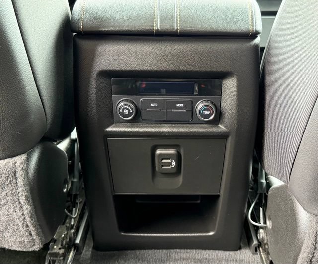 Used 2021 Chevrolet Traverse LT w/ LPO, Floor Liner Package AWD/4WD image 29