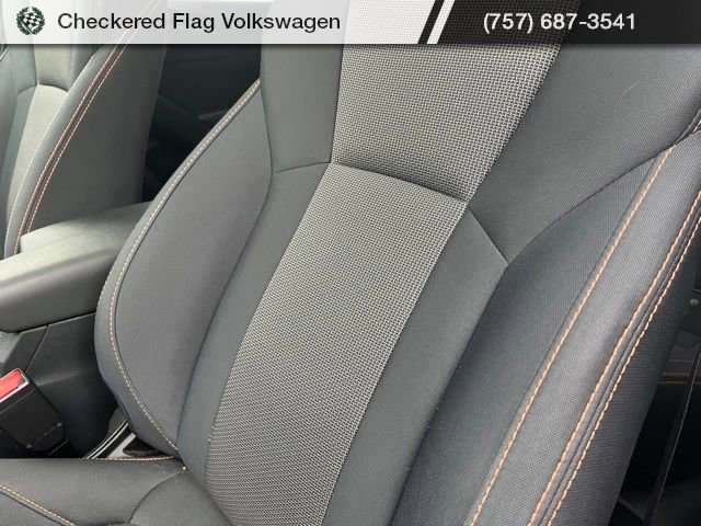Used 2020 Subaru Crosstrek 2.0i Premium w/ Moonroof Package 2 AWD/4WD image 24