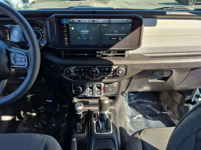 Used 2024 Jeep Wrangler Sport AWD/4WD image 15