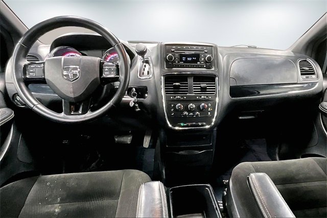 Used 2016 Dodge Grand Caravan SE image 8