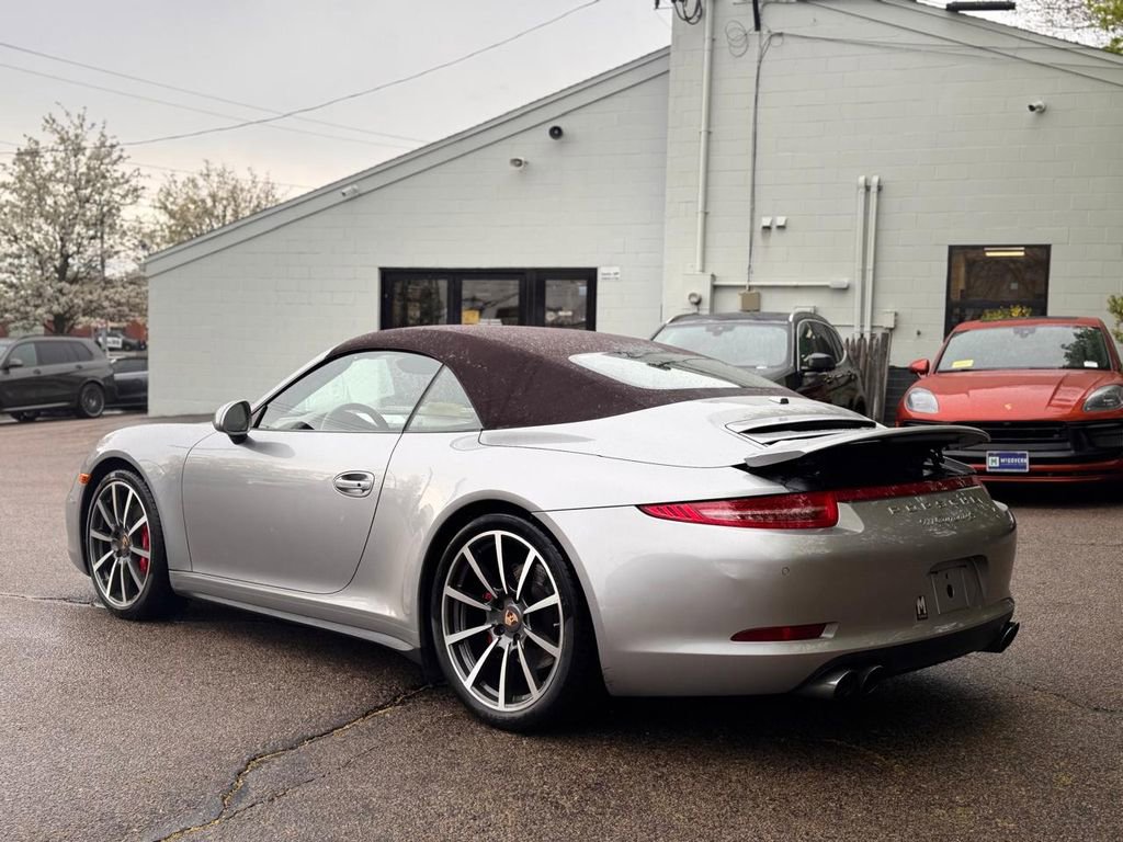 Used 2013 Porsche 911 Carrera 4S AWD/4WD image 4