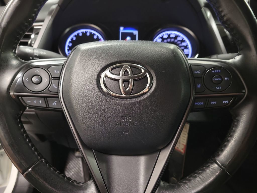 Used 2023 Toyota Camry SE FWD image 18