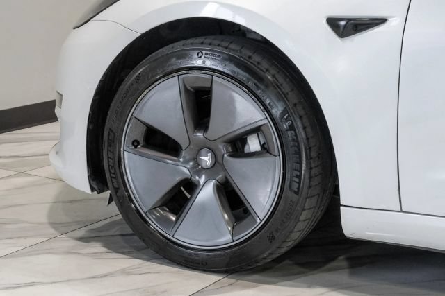 Used 2021 Tesla Model 3 Standard Range Plus RWD image 56