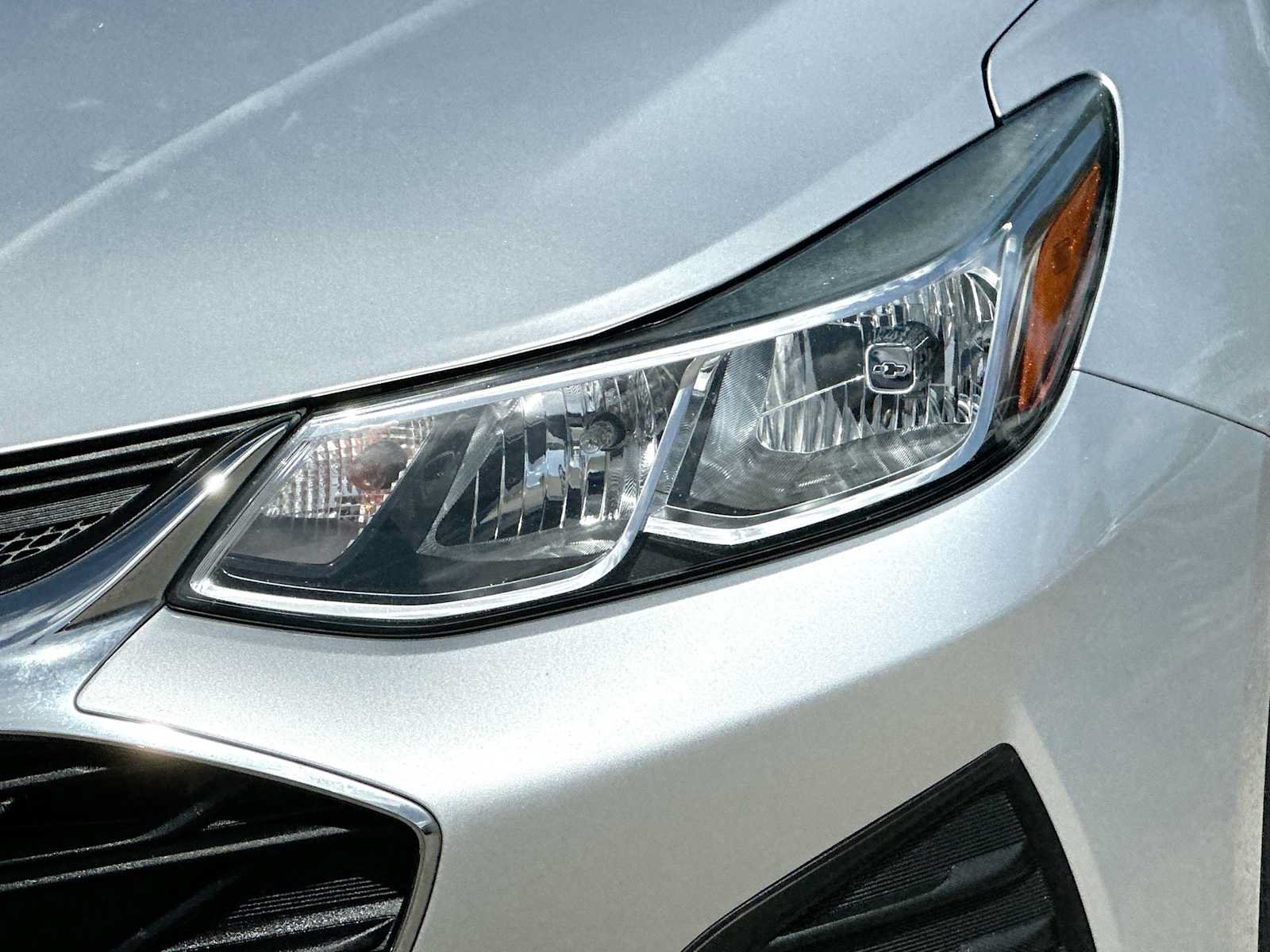 Used 2019 Chevrolet Cruze LS FWD image 16