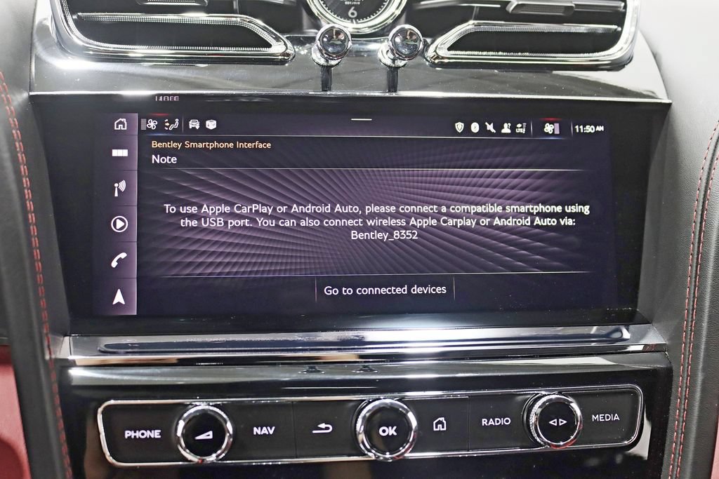 Used 2023 Bentley Bentayga AWD/4WD image 21