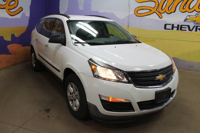 Used 2017 Chevrolet Traverse LS AWD/4WD image 2