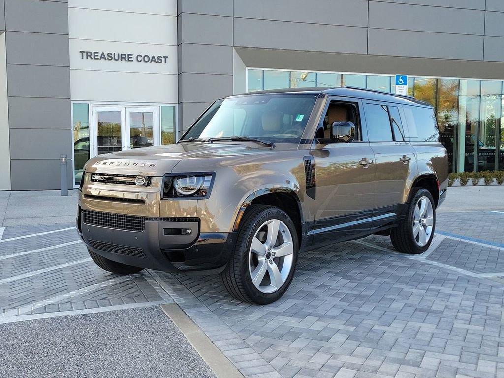New 2026 Land Rover Defender 130 X-Dynamic SE