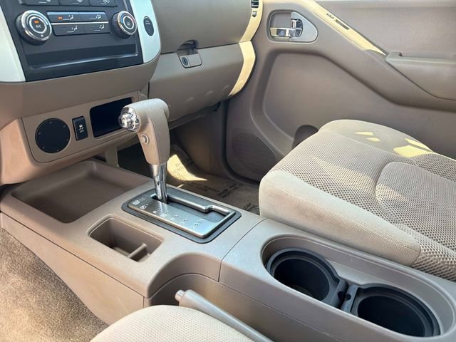 Used 2012 Nissan Frontier SV image 25
