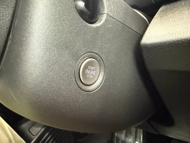 Used 2023 Volkswagen ID.4 Pro AWD/4WD image 38