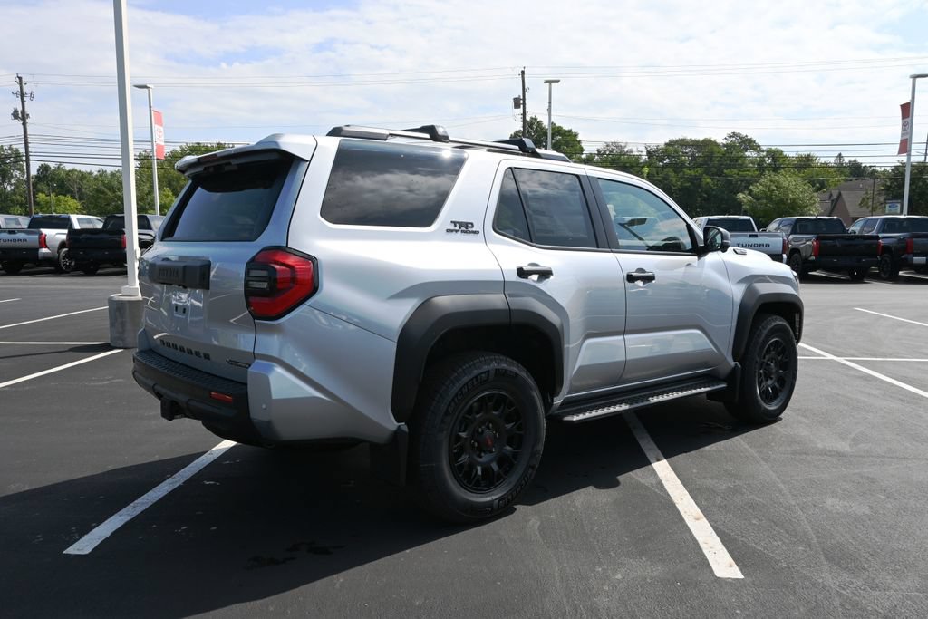New 2026 Toyota 4Runner TRD Off-Road Premium AWD/4WD image 9