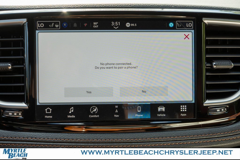New 2026 Chrysler Pacifica Pinnacle image 21