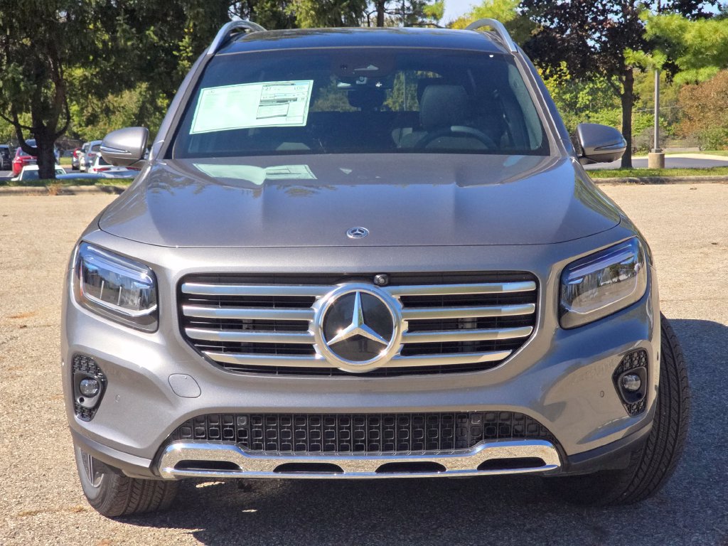 New 2026 Mercedes-Benz GLB 250 4MATIC image 11
