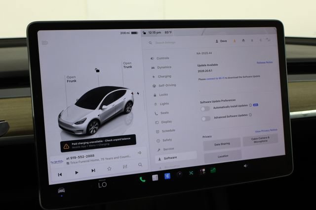 Used 2023 Tesla Model Y 2WD image 39