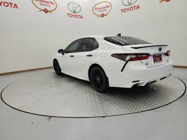 Used 2021 Toyota Camry SE FWD image 6