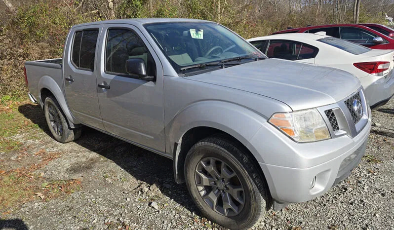 Used 2021 Nissan Frontier SV AWD/4WD image 4
