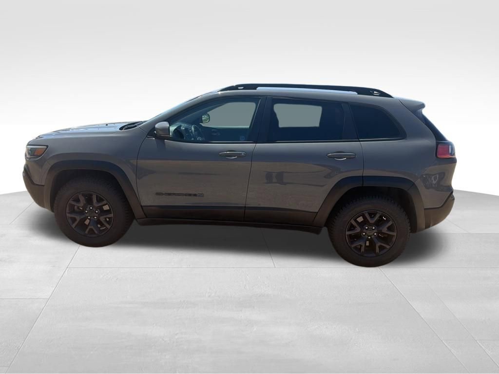 Used 2019 Jeep Cherokee Latitude AWD/4WD image 8