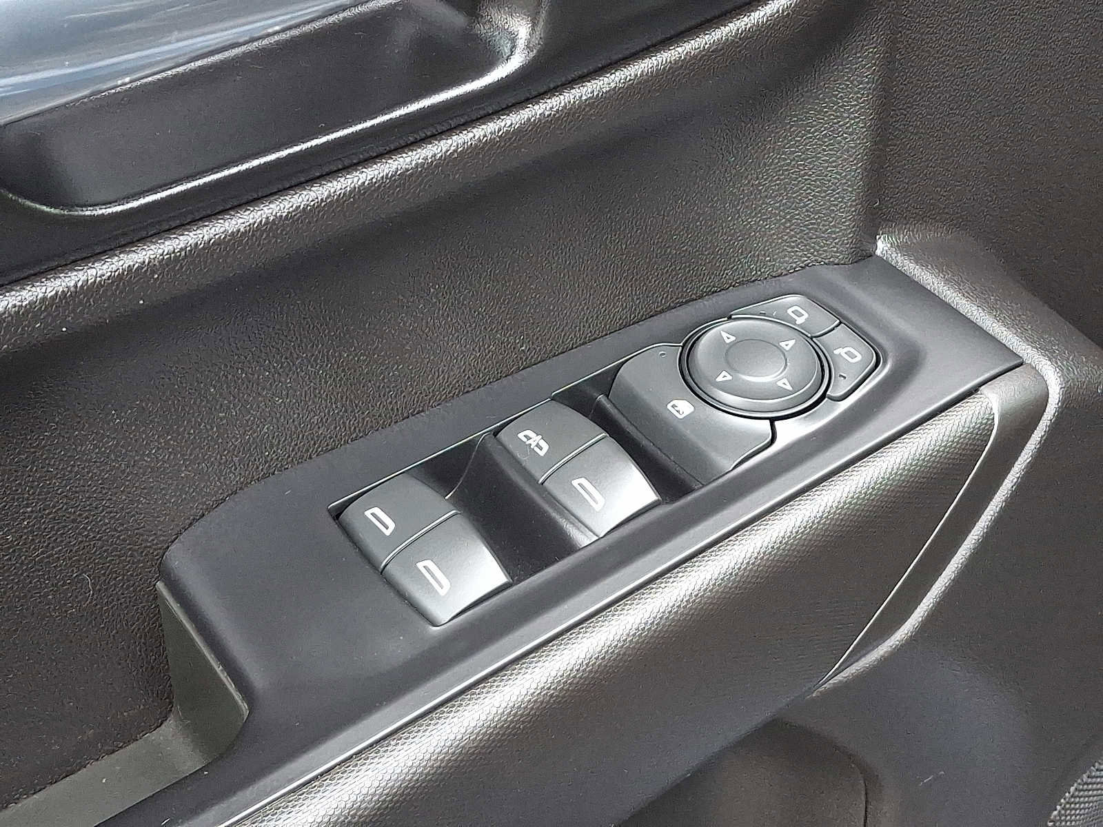 Used 2020 Chevrolet Silverado 1500 Custom Trail Boss w/ Custom Convenience Package image 12