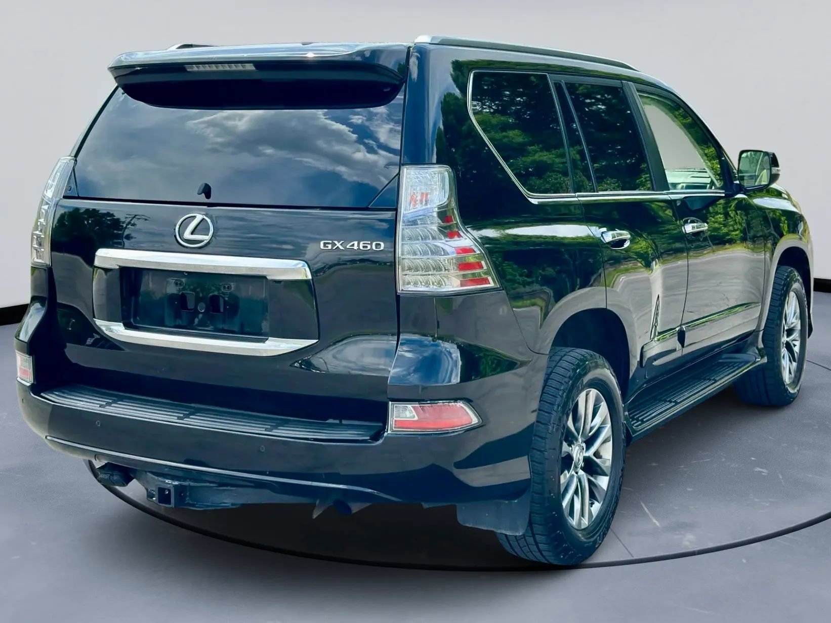 Used 2014 Lexus GX 460 Luxury w/ Driver Support Package AWD/4WD image 8