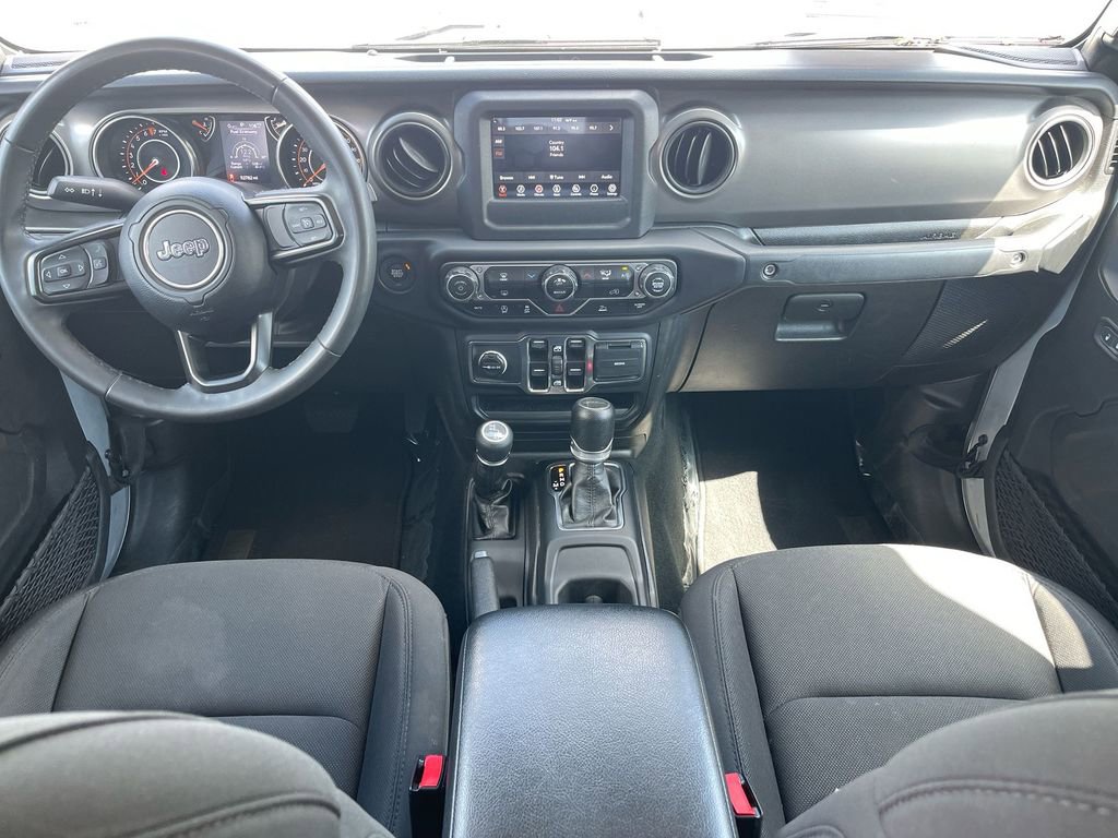 Used 2023 Jeep Gladiator Sport image 11