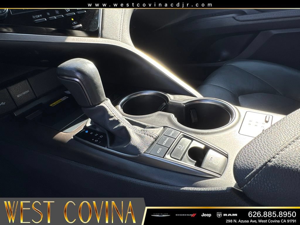 Used 2024 Toyota Camry XSE FWD image 28