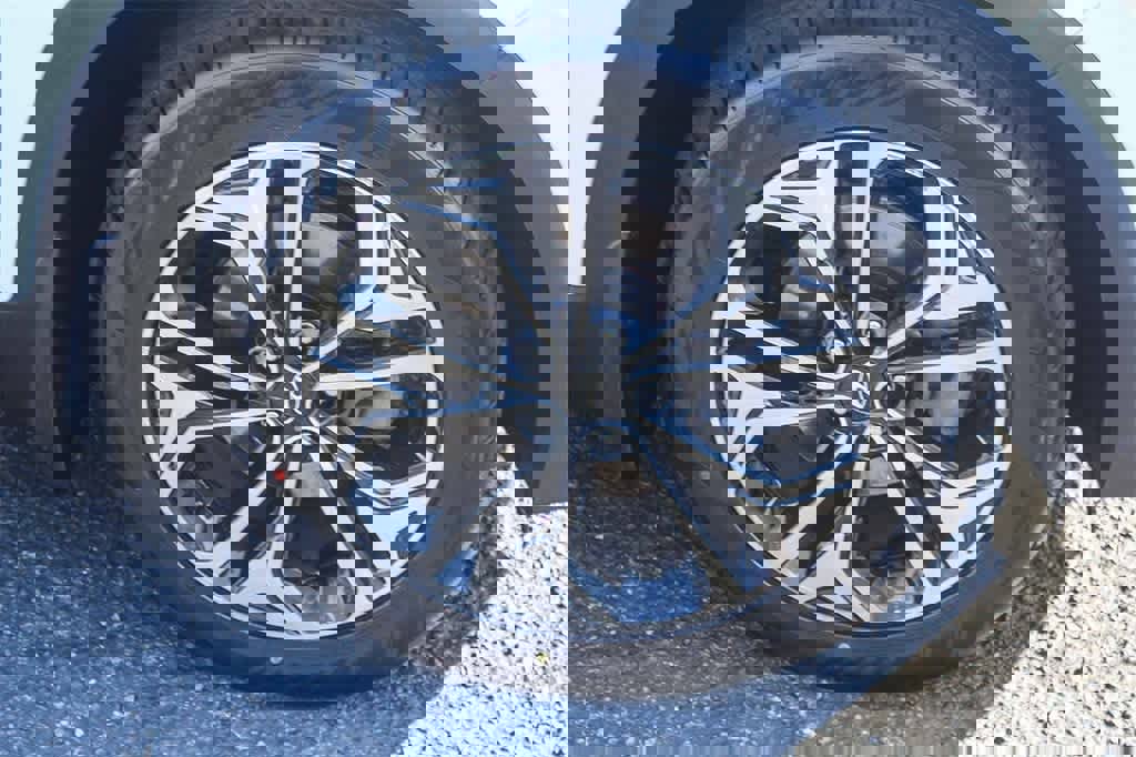 Certified 2020 Hyundai Santa Fe Limited image 14